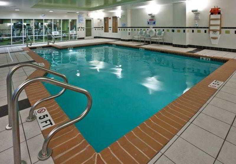 Hotel Fairfield & Wrightsville 3*
