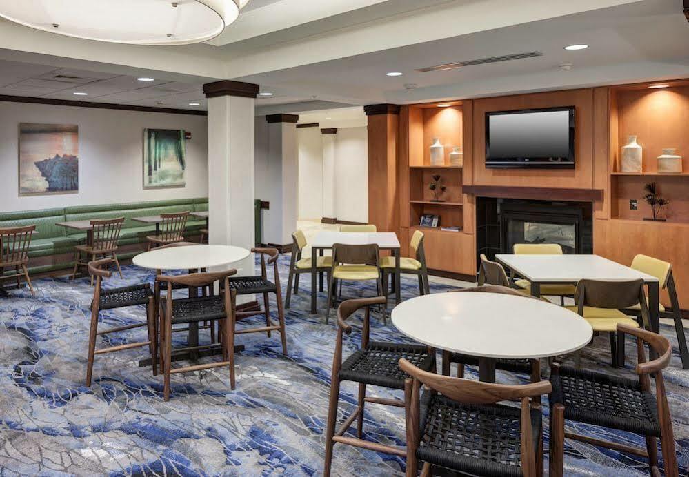 Hotel Fairfield & Wrightsville
